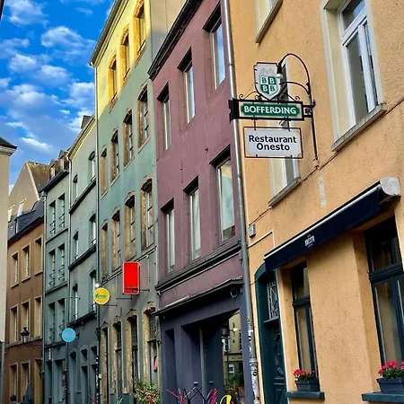 Peaceful Oasis In Center *