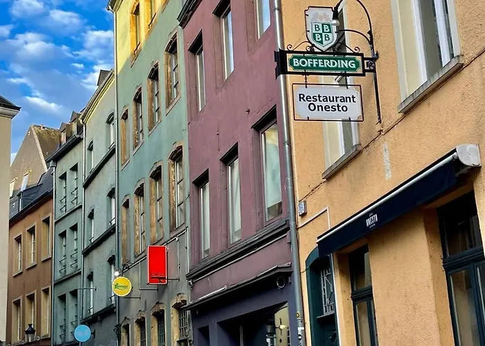 Peaceful Oasis In Center *